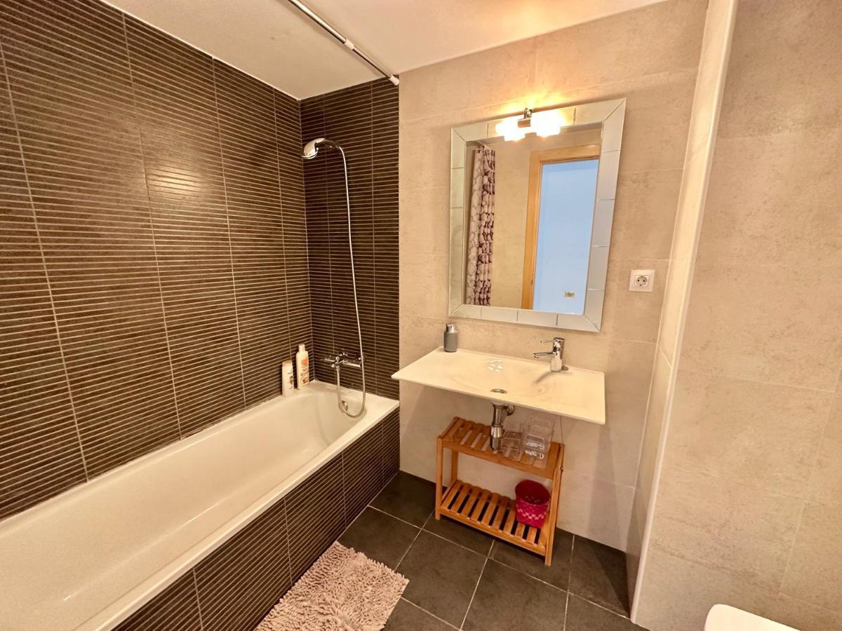 New! Apartamento Con 2 Piscinas, Parque Infantil, A 1 Min De La Playa Sant Antoni De Calonge Eksteriør bilde